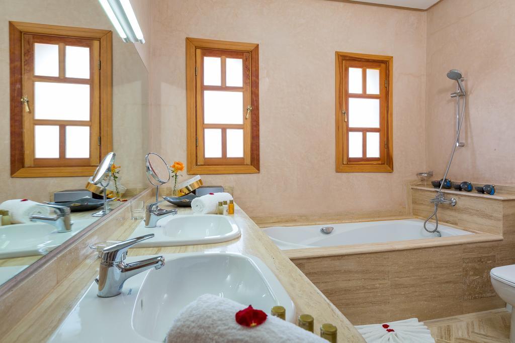 La Palmeraie De L'Atlas Ouled Jelal Kültér fotó